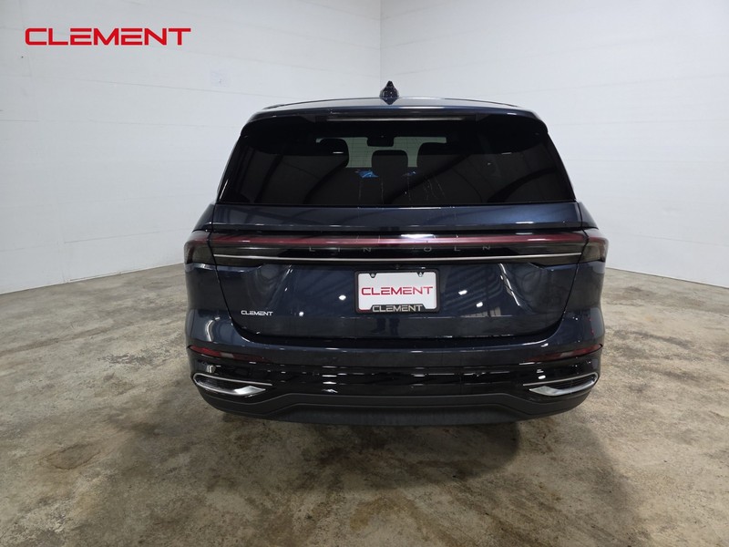 Lincoln Nautilus Vehicle Image 07