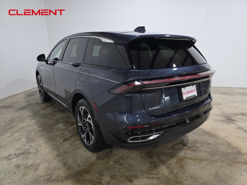 Lincoln Nautilus Vehicle Image 08