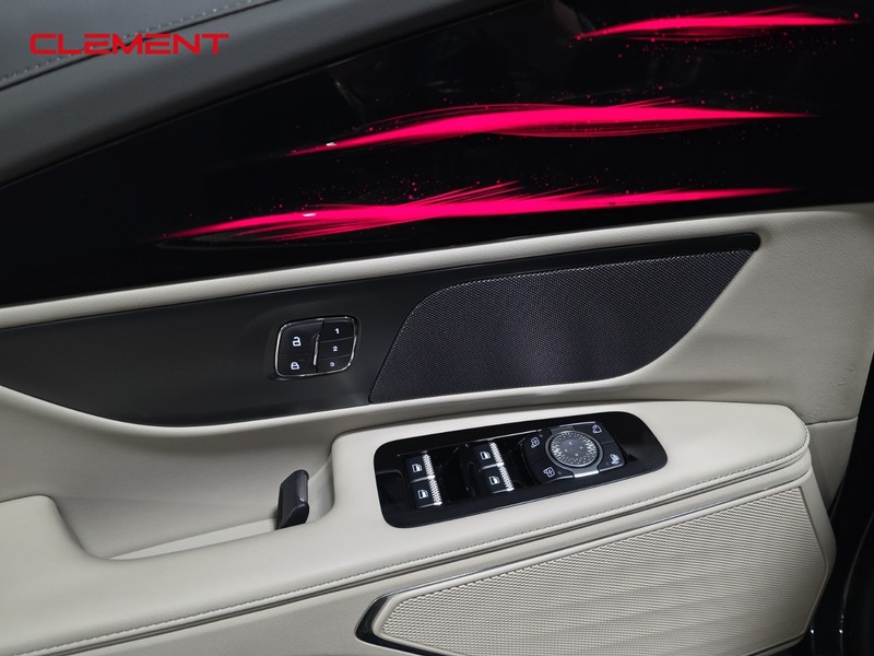 Lincoln Nautilus Vehicle Image 25