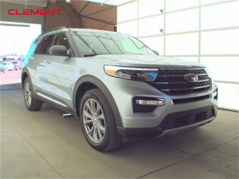 Ford Explorer Vehicle Image 02