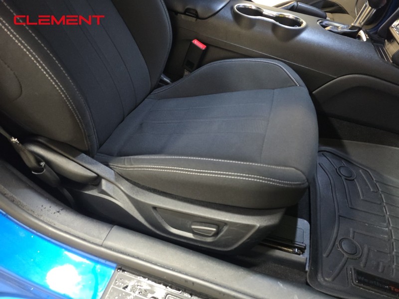 Ford Mustang Vehicle Image 25