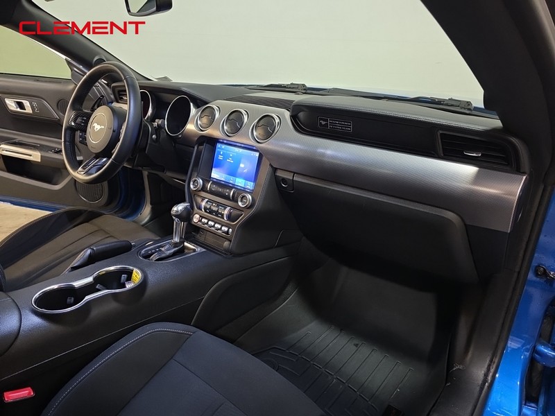 Ford Mustang Vehicle Image 26