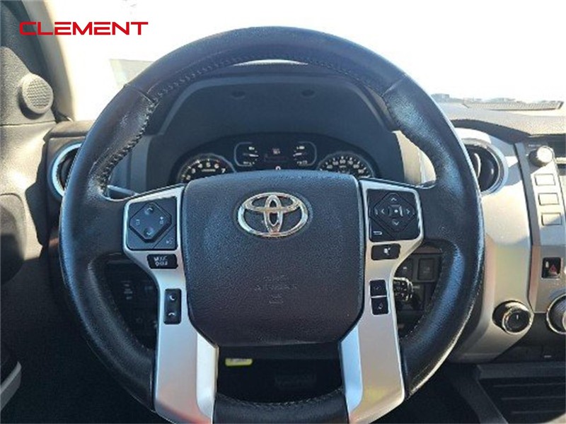 Toyota Tundra 4WD Vehicle Full-screen Gallery Image 4