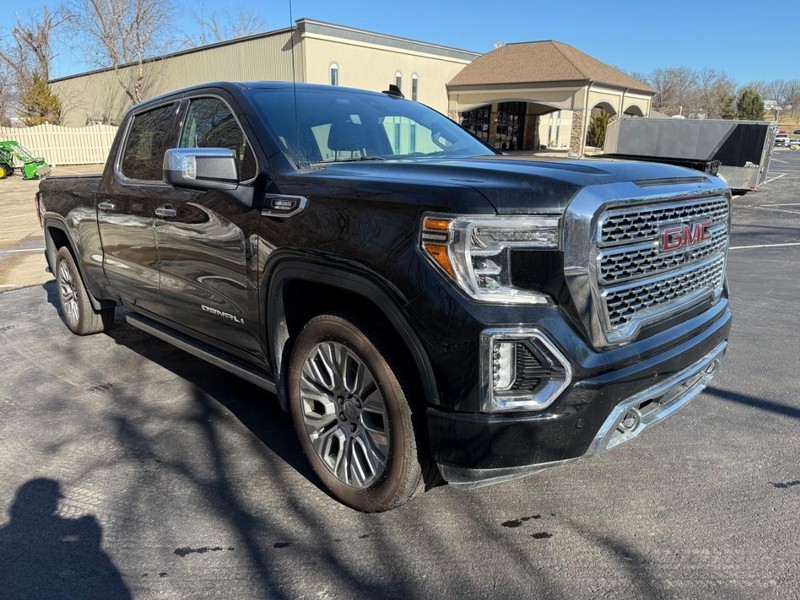 GMC Sierra 1500 Vehicle Full-screen Gallery Image 8