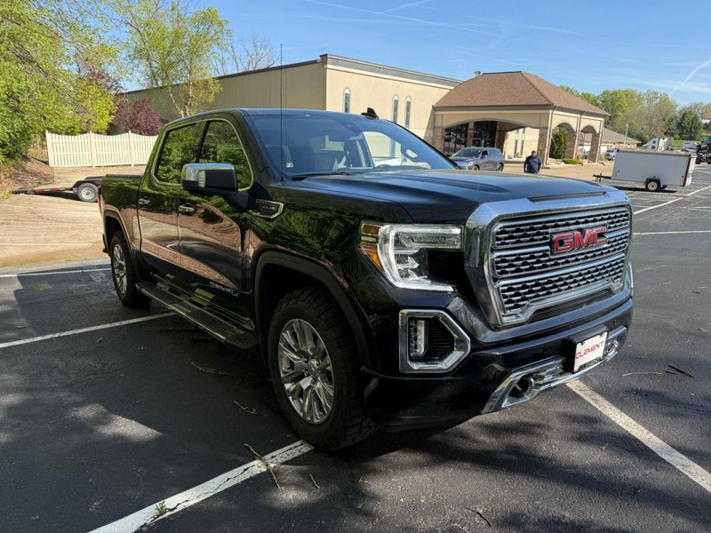 GMC Sierra 1500 Vehicle Full-screen Gallery Image 9