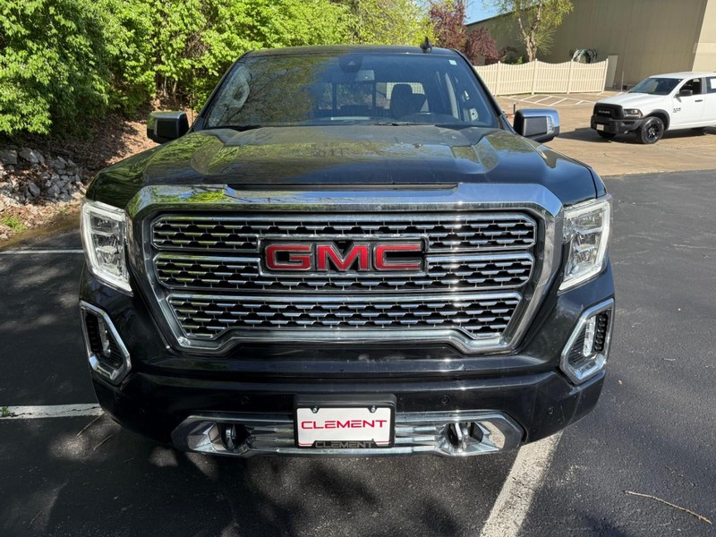 GMC Sierra 1500 Vehicle Full-screen Gallery Image 10