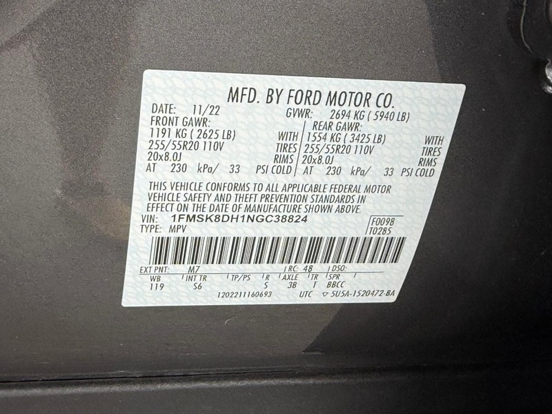 Ford Explorer Vehicle Full-screen Gallery Image 25