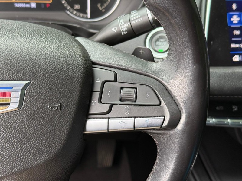 Cadillac XT4 Vehicle Full-screen Gallery Image 22