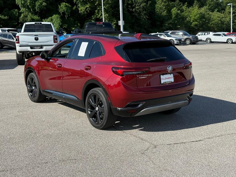Buick Envision Vehicle Full-screen Gallery Image 3