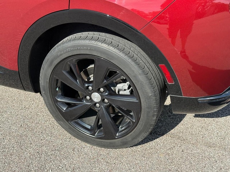 Buick Envision Vehicle Full-screen Gallery Image 4