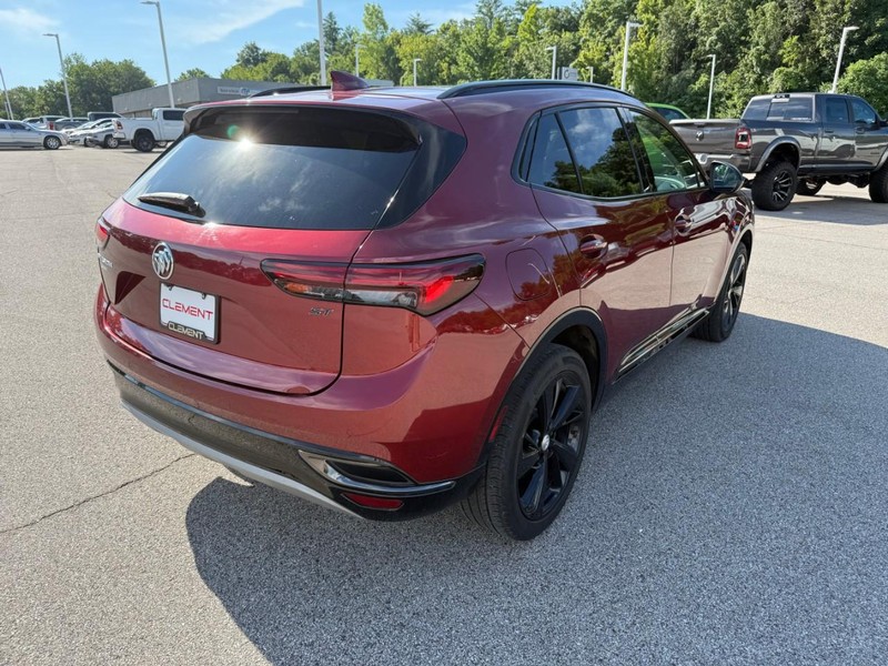 Buick Envision Vehicle Full-screen Gallery Image 8
