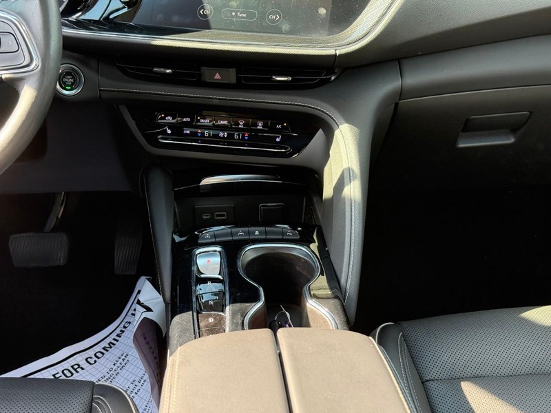 Buick Envision Vehicle Full-screen Gallery Image 15