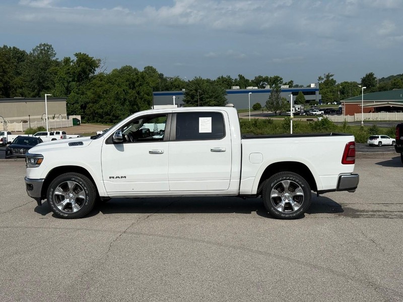 Ram 1500 Vehicle Full-screen Gallery Image 2