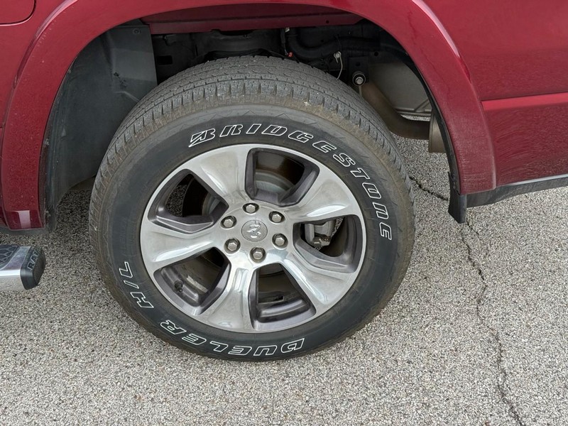 Ram 1500 Vehicle Full-screen Gallery Image 4
