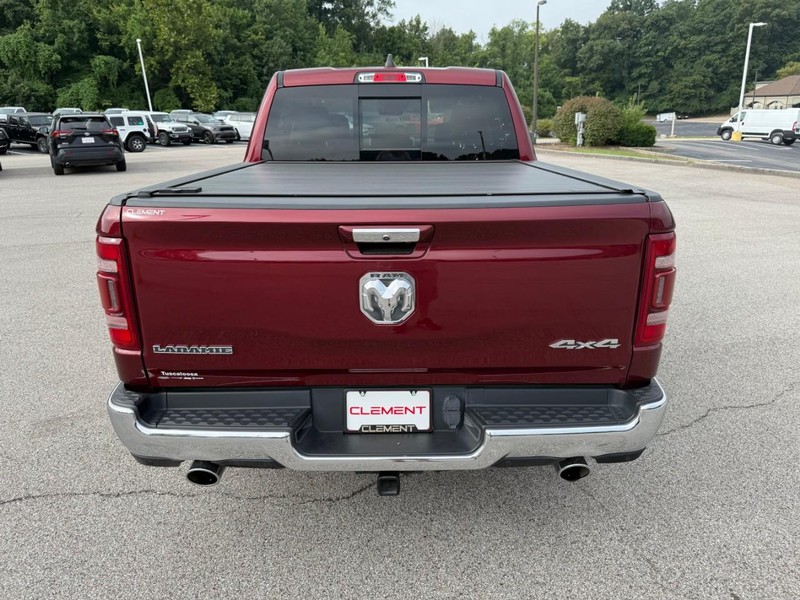 Ram 1500 Vehicle Full-screen Gallery Image 6