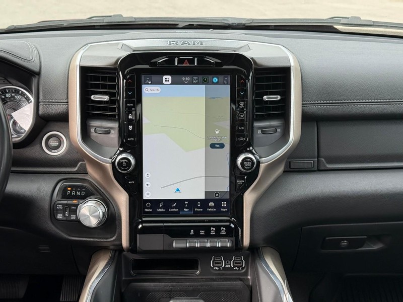 Ram 1500 Vehicle Full-screen Gallery Image 13