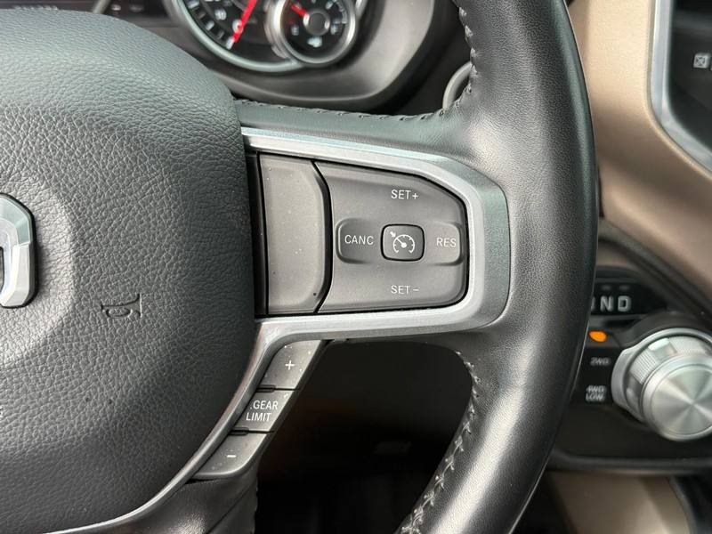 Ram 1500 Vehicle Full-screen Gallery Image 19