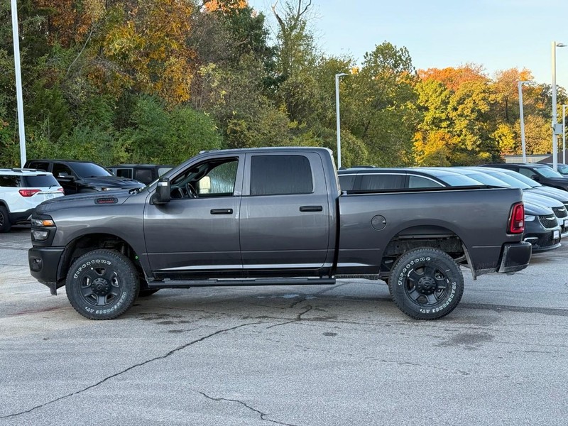 Ram 3500 Vehicle Image 03