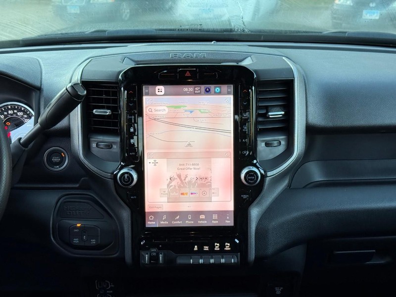 Ram 3500 Vehicle Image 11