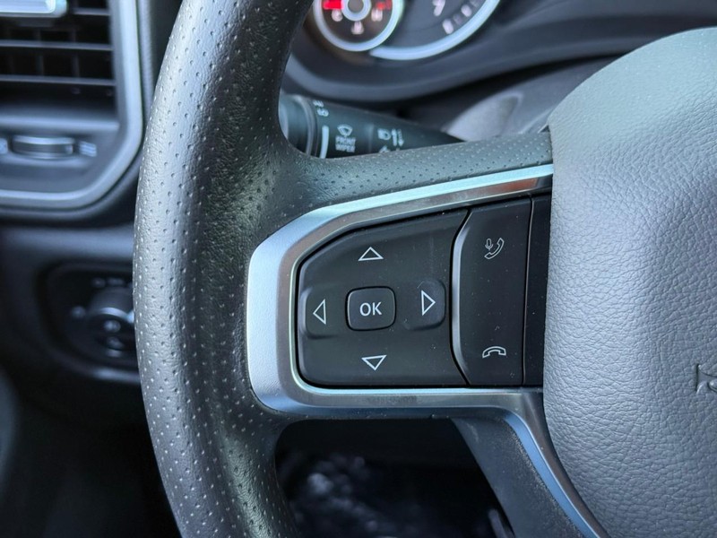 Ram 3500 Vehicle Image 17