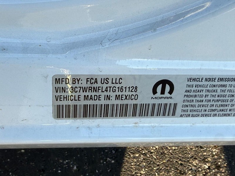 Ram 5500 Chassis Cab Vehicle Image 17