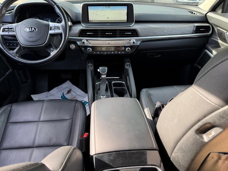 Kia Telluride Vehicle Full-screen Gallery Image 12