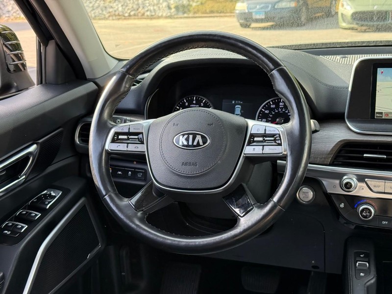 Kia Telluride Vehicle Full-screen Gallery Image 13
