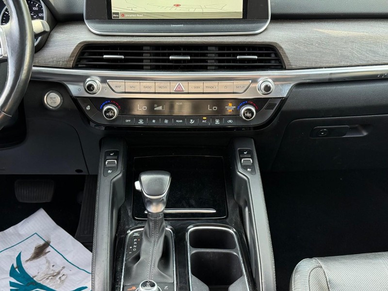 Kia Telluride Vehicle Full-screen Gallery Image 15