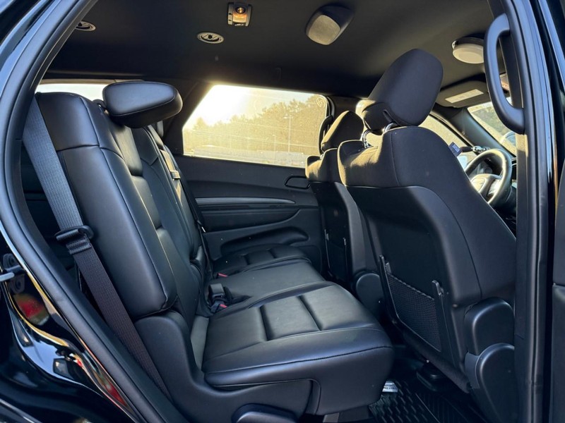 Dodge Durango Vehicle Full-screen Gallery Image 4