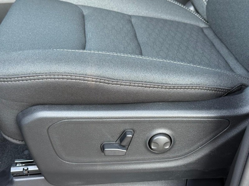 Ram 1500 Vehicle Image 15