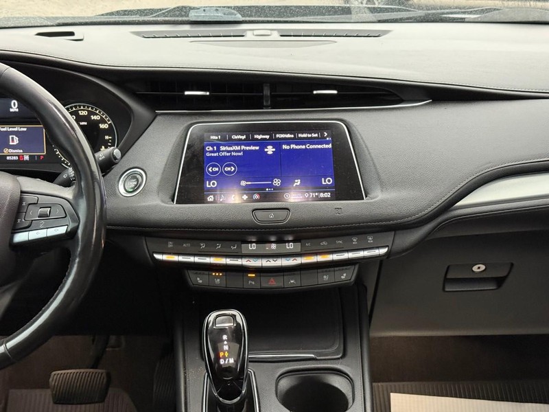 Cadillac XT4 Vehicle Full-screen Gallery Image 14