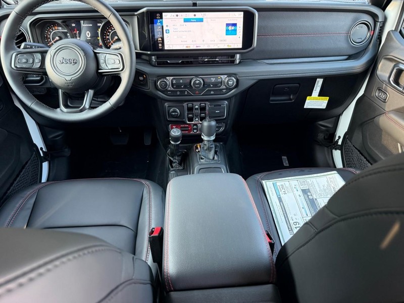 Jeep Gladiator Vehicle Image 08