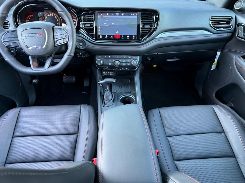 Dodge Durango Vehicle Full-screen Gallery Image 8