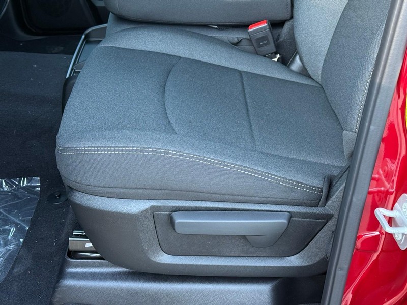 Ram 2500 Vehicle Image 14