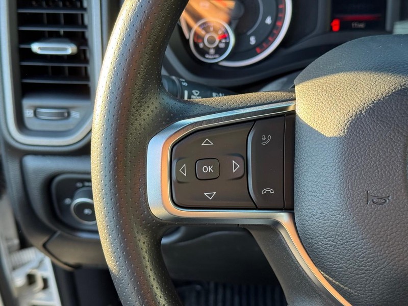 Ram 5500 Chassis Cab Vehicle Image 12