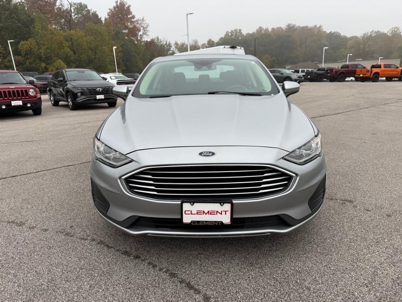 Ford Fusion Vehicle Image 13