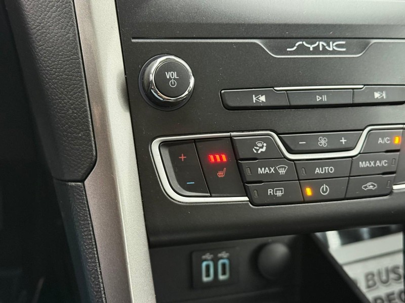 Ford Fusion Vehicle Image 27