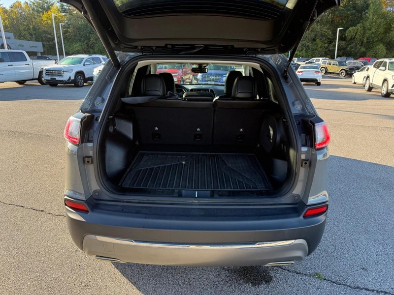 Jeep Cherokee Vehicle Image 08