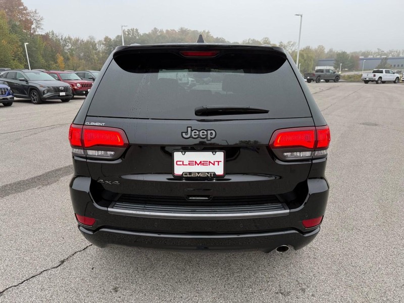 Jeep Grand Cherokee Vehicle Image 08