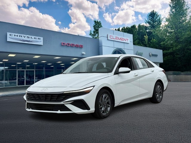 Columbia IL 2024 Hyundai Elantra more details - hyundai elantra