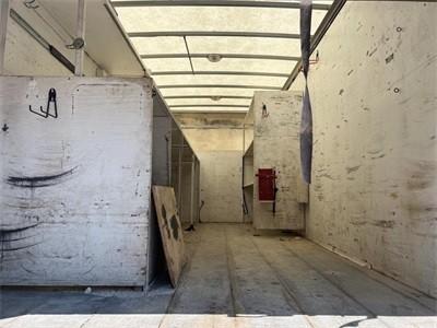 Ford Super Duty F-650 Pro Loader Vehicle Full-screen Gallery Image 12