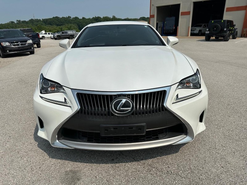 Lexus RC 300 Vehicle Full-screen Gallery Image 8