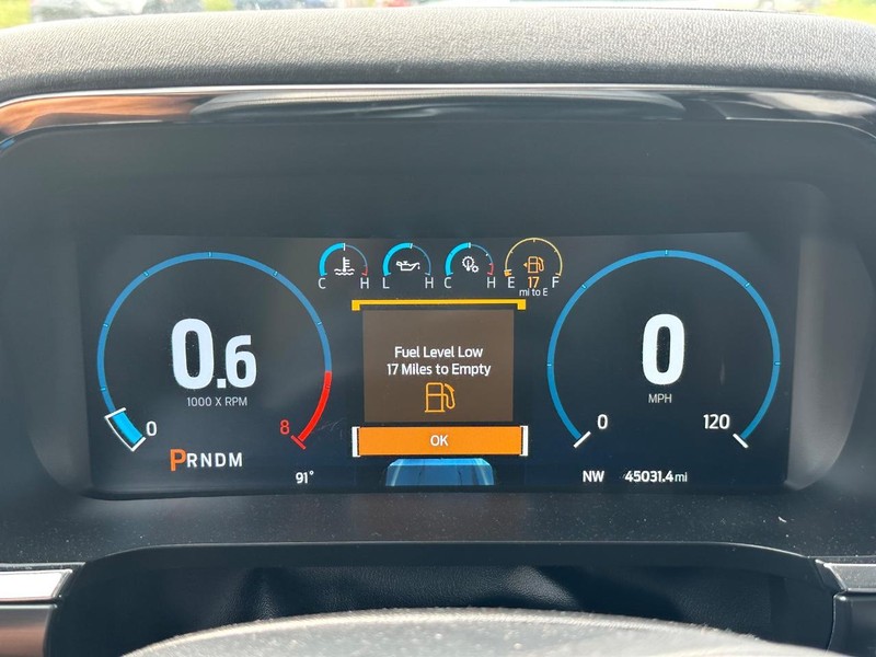 Ford F-150 Vehicle Full-screen Gallery Image 22