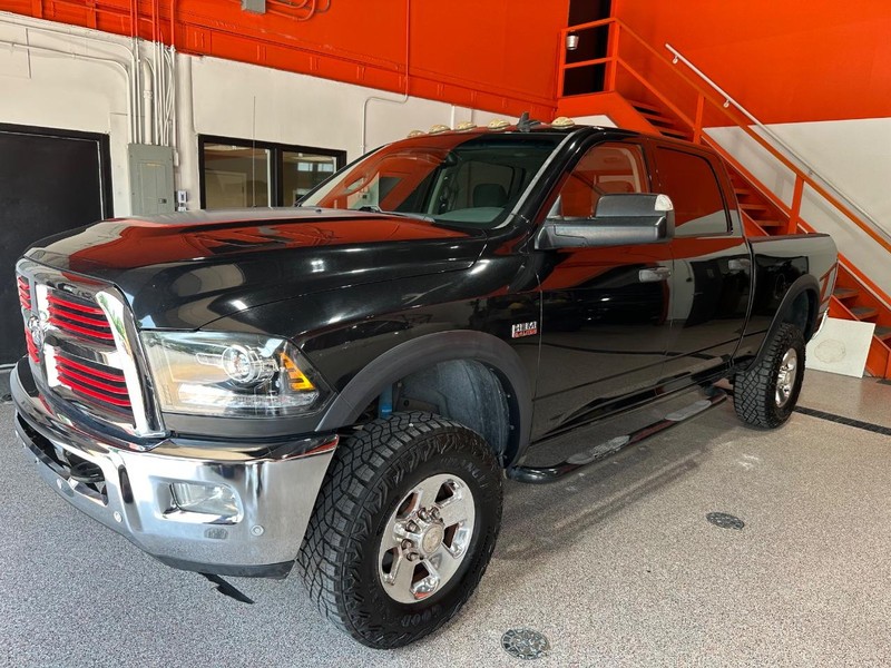 Ram 2500 Vehicle Full-screen Gallery Image 9