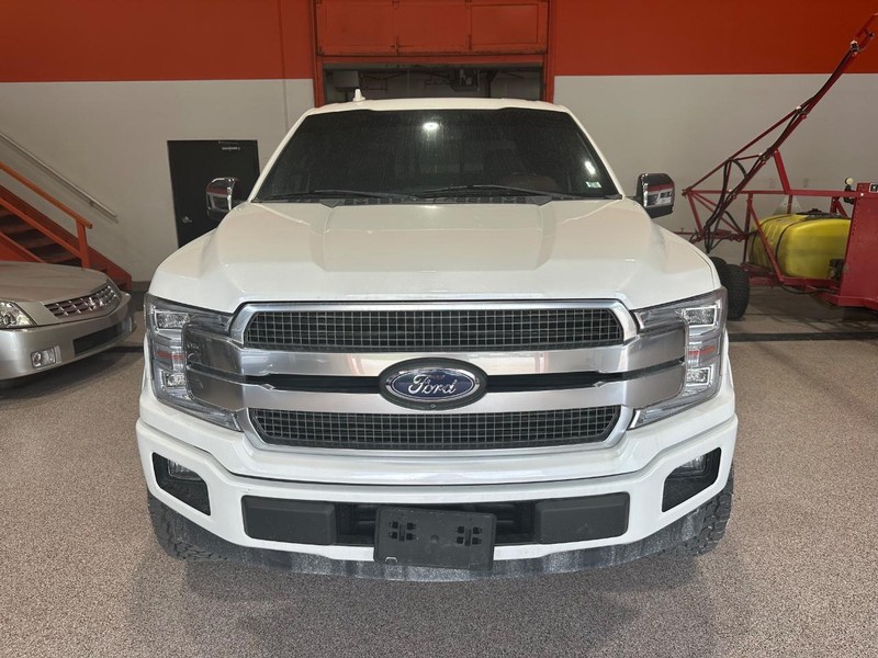 Ford F-150 Vehicle Full-screen Gallery Image 10