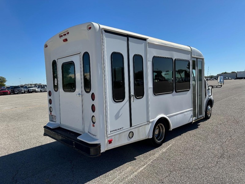 Ford Transit Cutaway Vehicle Full-screen Gallery Image 3