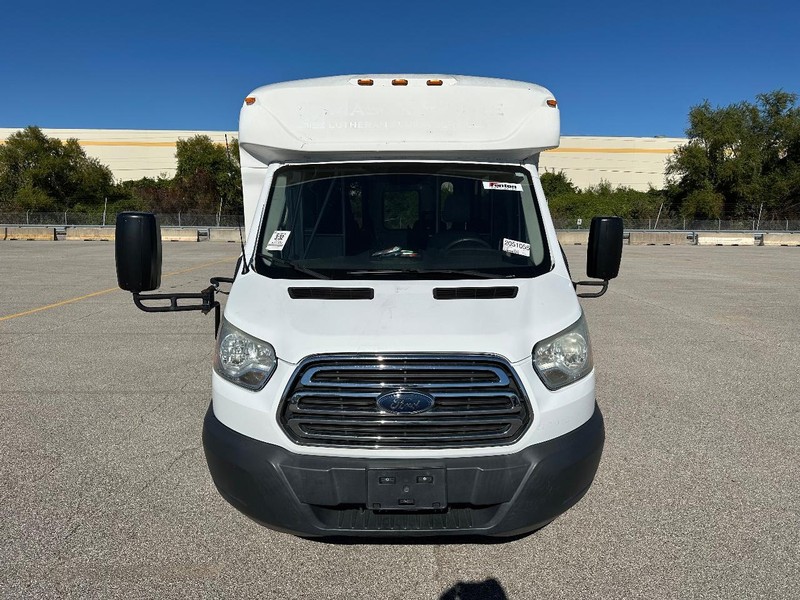 Ford Transit Cutaway Vehicle Full-screen Gallery Image 8