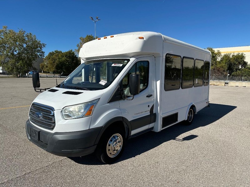 Ford Transit Cutaway Vehicle Full-screen Gallery Image 9
