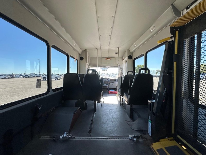 Ford Transit Cutaway Vehicle Full-screen Gallery Image 10