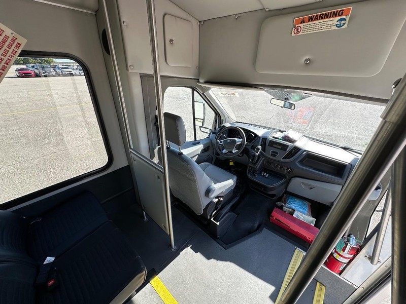 Ford Transit Cutaway Vehicle Full-screen Gallery Image 23